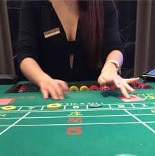 888score Myanmar ကစားသူ Wave Money AYA Pay ဖြင့် ငွေထုတ် လုပ်နေသောပုံ